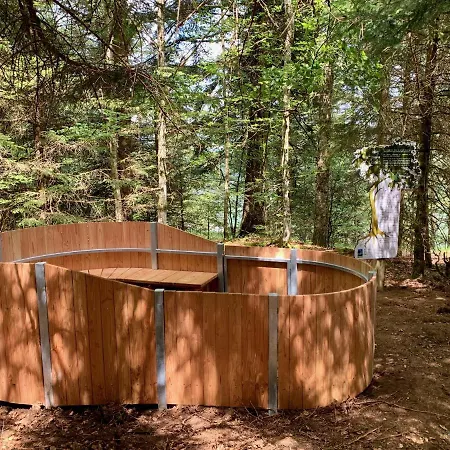 Les Mimosas Apartman