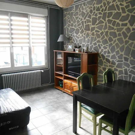 Les Mimosas Apartman
